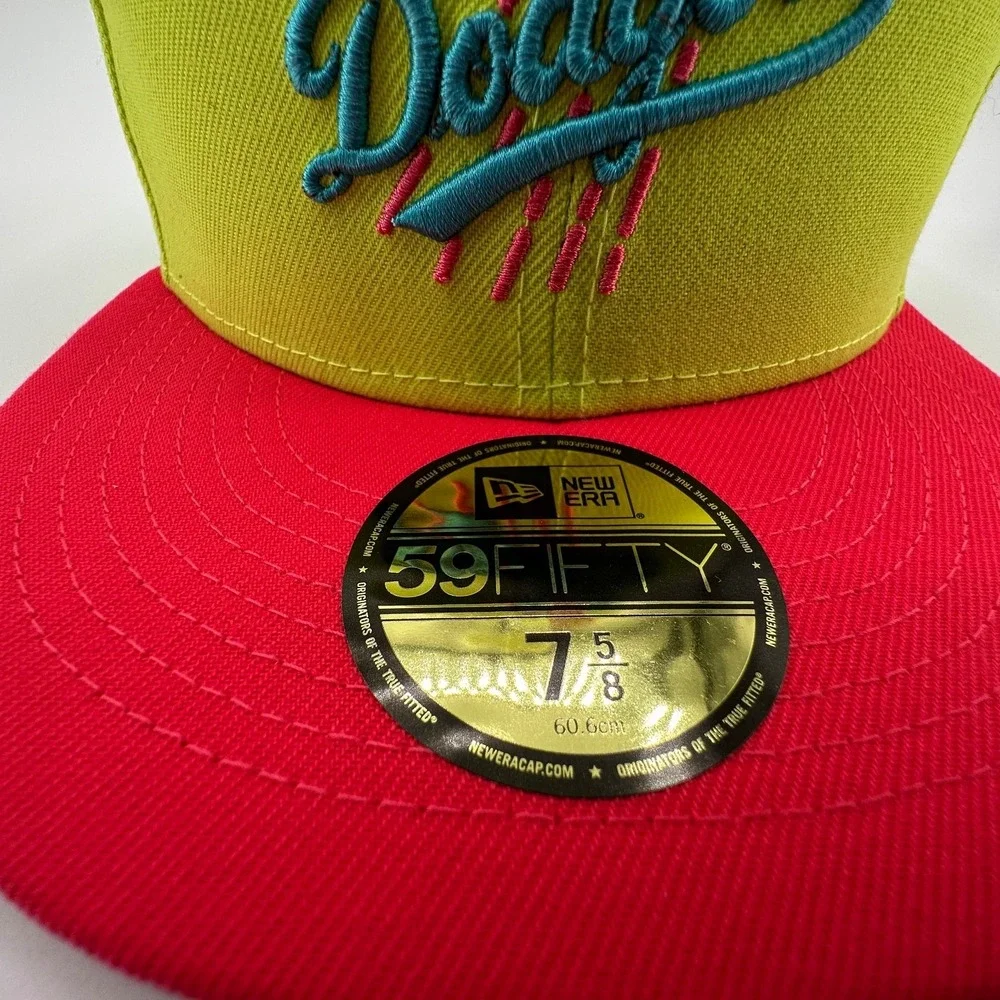 Los Angeles Dodgers Cyber Highlighter Fitted Hat Sz 7 5/8 New Era 59FIFTY Green